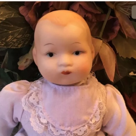 Vtg Porcelain Bisque Doll Baby Handmade Clothes - Picture 3 of 8